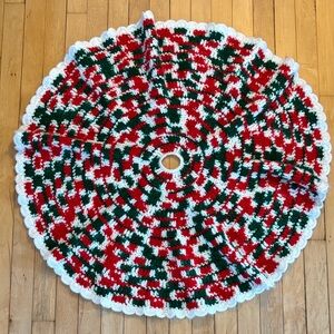 Festive Vintage Handmade Crochet Tree Skirt